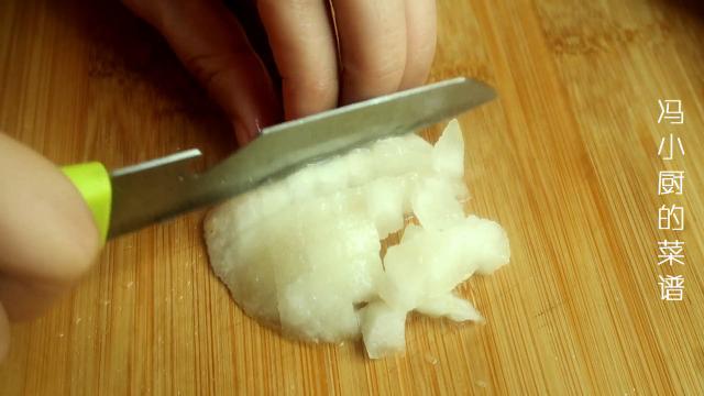 冰糖炖梨最简单的做法,冰糖煮梨最简单做法(4)