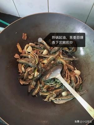 家庭版泥鳅炖豆腐做法,红烧泥鳅最正宗的做法(4)