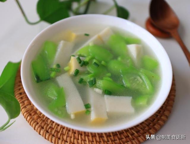 鱼糕汤的正宗做法荆州,荆州鱼糕的吃法大全(2)