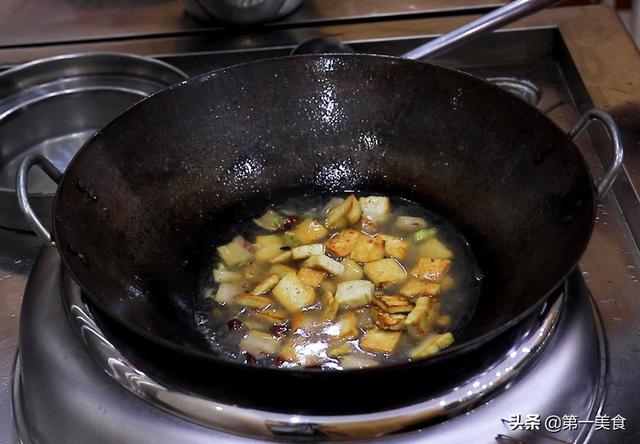 煎豆腐烧肉做法大全,红烧煎豆腐怎么做才好吃(6)