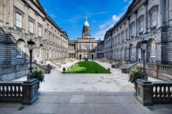 英本申请爱丁堡大学硕士好申请吗,爱丁堡2023硕士申请条件(1)