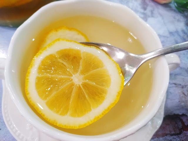 蜂蜜柠檬水正确泡法,蜂蜜柠檬水的正确冲泡方法(1)