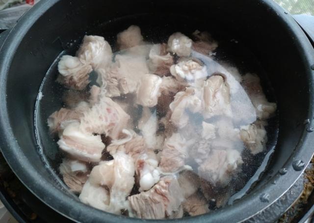 重庆牛肉面里的牛肉做法,重庆的牛肉面是怎么做的(2)
