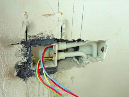 坏了的电线怎么处理,家里的电线坏了怎么补救(1)