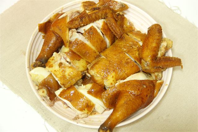 广东正宗豉油鸡的浸法,广东豉油鸡的正宗做法和配方(1)