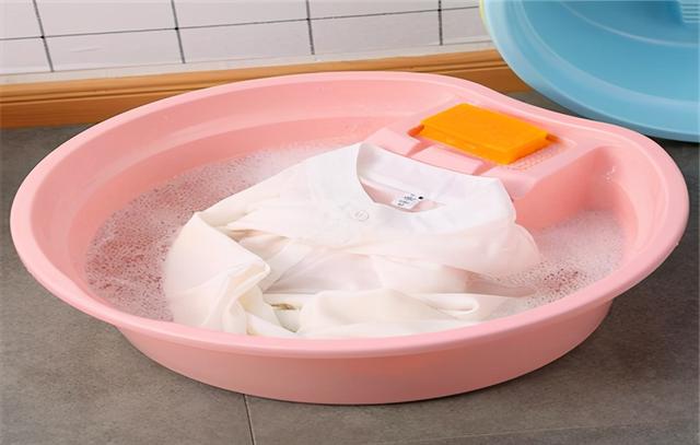 洗衣粉能用开水冲吗,用热开水泡洗衣粉(3)