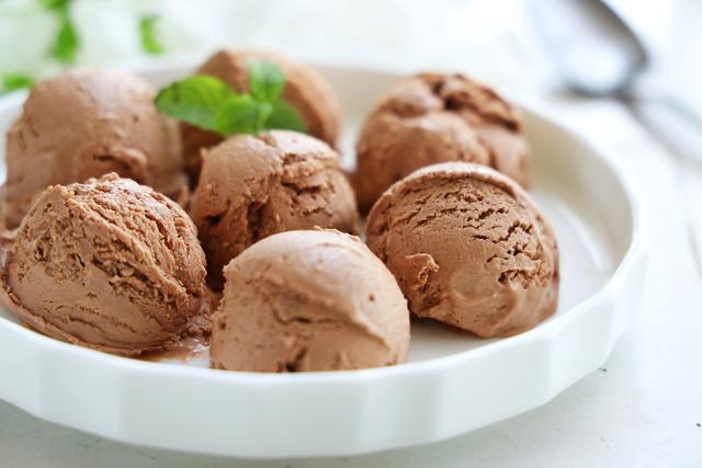 软冰淇淋的家常做法,硬冰激凌的制作方法(3)