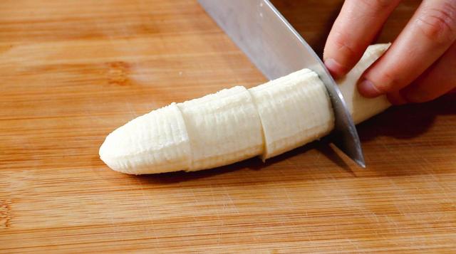 炸香蕉没有面包糠怎么办,炸香蕉为什么面包糠粘不上(4)