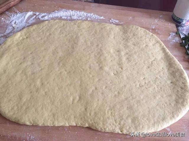 老式葱香油饼的家常做法,油饼的面怎么和最好(2)