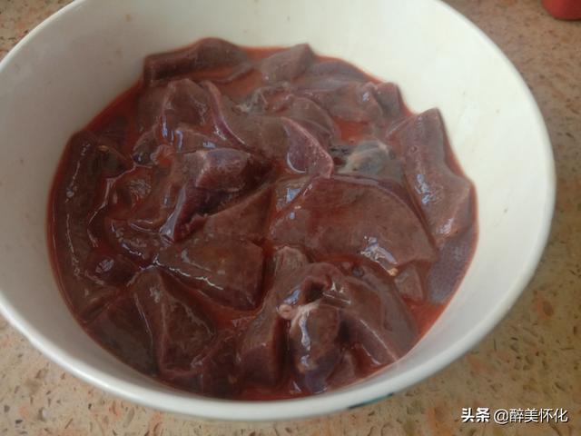 猪肝炒黄瓜的做法视频,黄瓜猪肝怎么炒好吃家常(2)