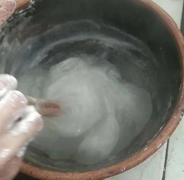 土豆淀粉怎么做粉坨子,土豆淀粉如何做成粉坨(2)