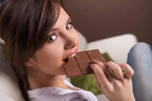 哪些人不宜吃黑巧克力,黑巧克力哪个牌子纯正(4)
