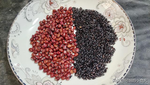 红豆黑米的功效和禁忌,黑米红豆的功效与禁忌(3)