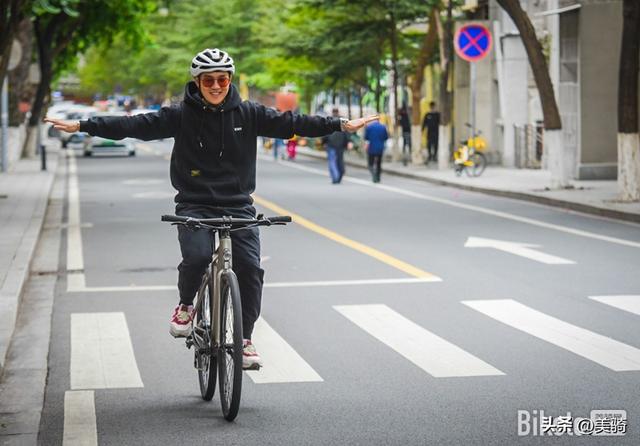初学者骑电动自行车,学骑电动自行车的方法与妙招(4)