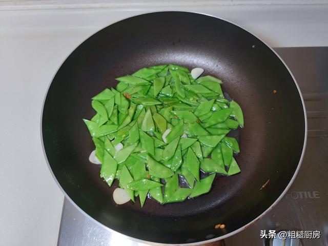 西红柿黄瓜炒鸡蛋家常做法,黄瓜不能放三种调料(7)