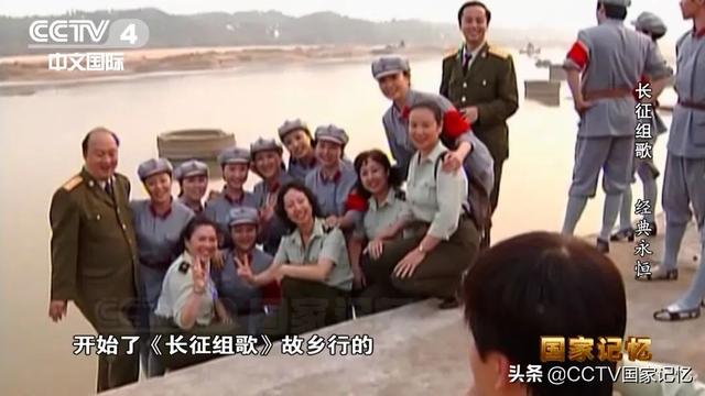 70周年阅兵官兵唱的歌,中国70周年阅兵式的歌曲(4)