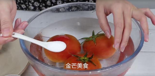 怎样做西红柿鸡蛋汤最好喝,西红柿鸡蛋汤简单的反而更不好做(4)