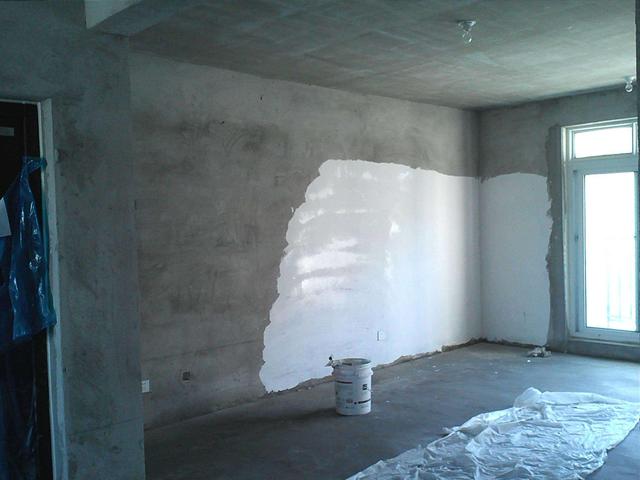 屋子顶上的涂料为什么会起皮,室内墙面涂料起皮(4)