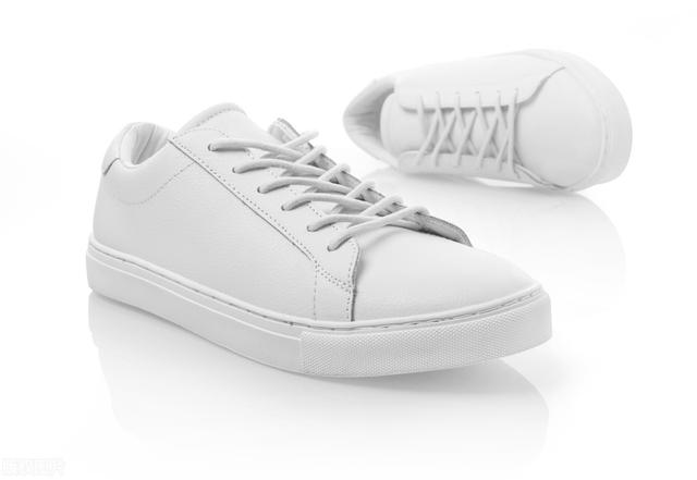 新鞋怎么去除刺鼻气味,怎么消除新鞋的异味(1)