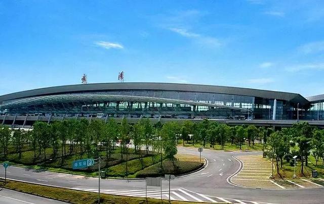 武汉机场里有啥,武汉两个机场有什么不同(3)