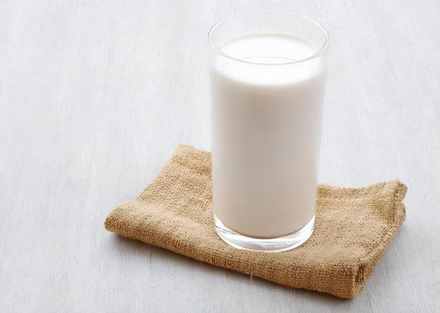 为什么有些人不能喝牛奶,哪些人不能喝牛奶为什么(1)