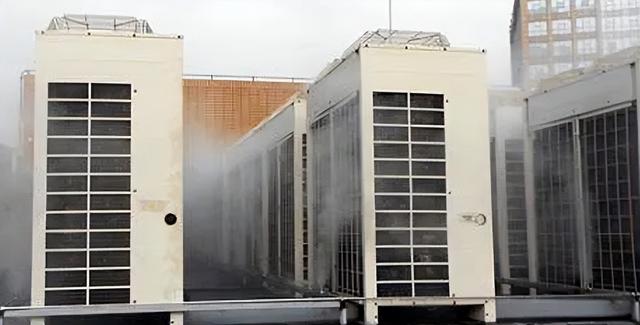 怎么用小水泵空调外机喷雾降温,空调外机喷雾降温省电(2)