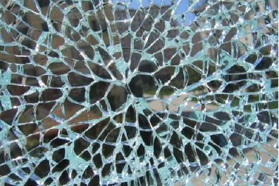 玻璃钢化和不钢化的区别在哪里,玻璃钢化和不钢化的区分(2)