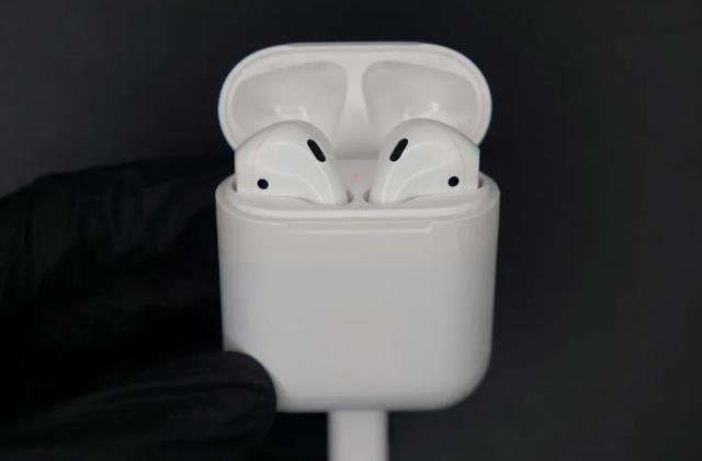 苹果11耳机数据线是一个插口吗,苹果11手机带有线耳机吗(3)