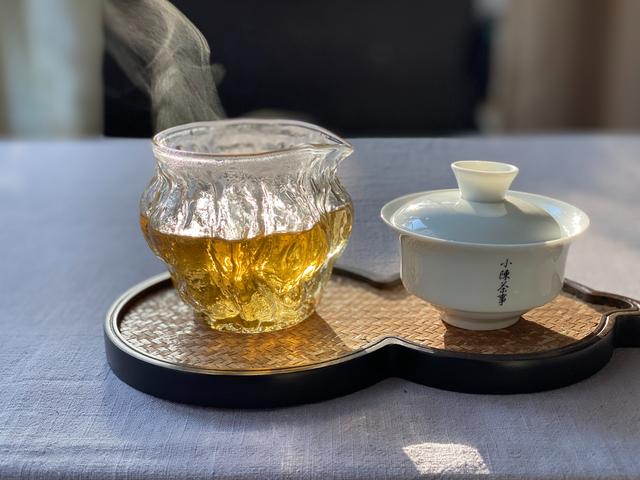 泡茶为什么不建议用玻璃杯,高硼硅玻璃杯的优缺点(1)