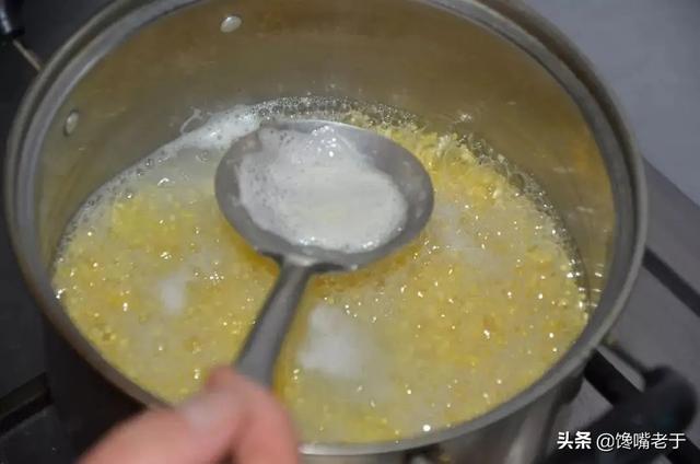 小米粥是冷水下锅还是开水下锅,煮小米粥是冷水下锅还是开水下锅(2)