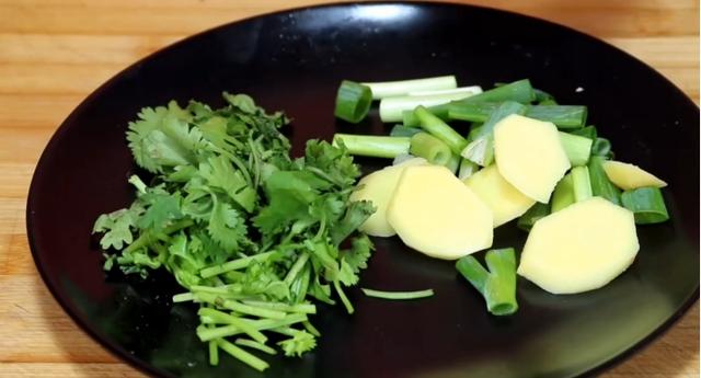肉丸子汤怎么做简单的,肉丸子汤最佳制作方法(3)