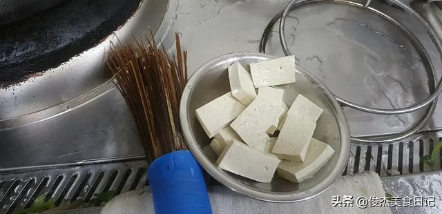 黄煎豆腐怎么炒,煎黄豆腐的家常做法(4)