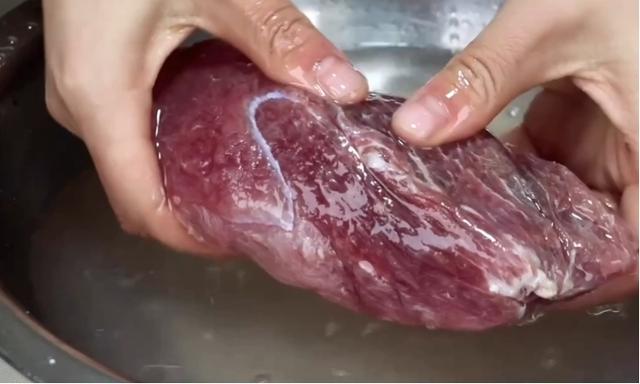 快速解冻肉的方法水煮,快速解冻肉的方法五分钟内(3)