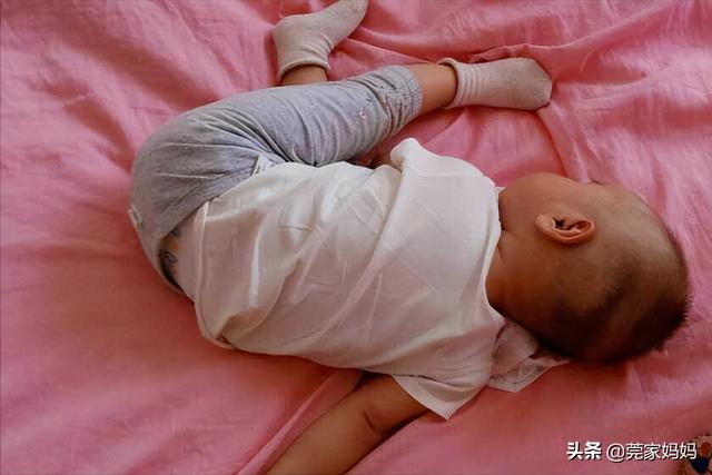 怎样让婴儿不趴着睡觉,有什么办法让婴儿不趴着睡觉(4)