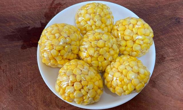 冰冻的玉米粒怎么做,冷冻鲜玉米粒怎样做好吃(1)