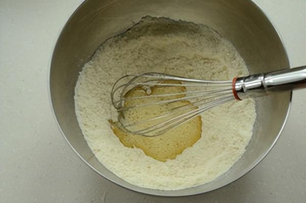 法国蛋白糖霜蛋糕做法,蛋白霜蛋糕体的做法(2)