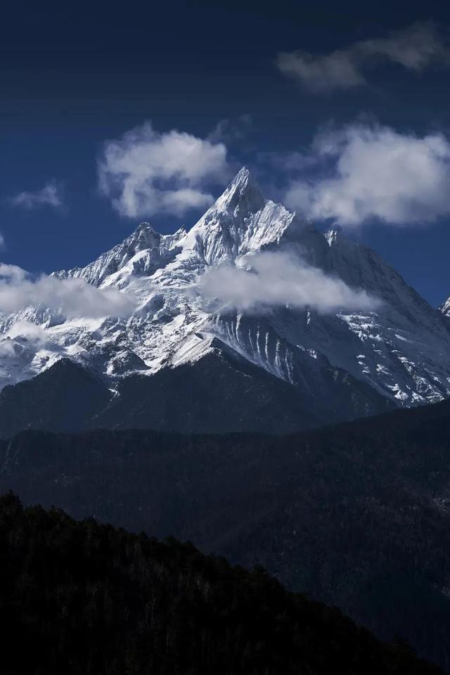 梅里雪山最高一个观景台海拔多少,梅里雪山有哪些山峰(3)