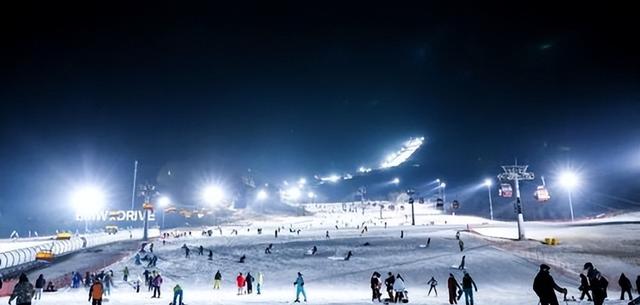 国内必去十大滑雪场滑雪,国内哪些滑雪场值得去(12)