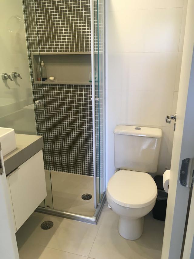 公共浴室淋浴隔断,公共浴室淋浴间图片(1)