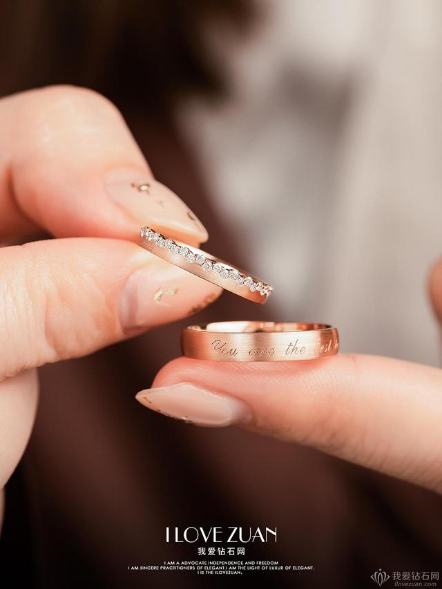 订婚戒指一个还是一对,订婚戒指是一个还是两个好(3)