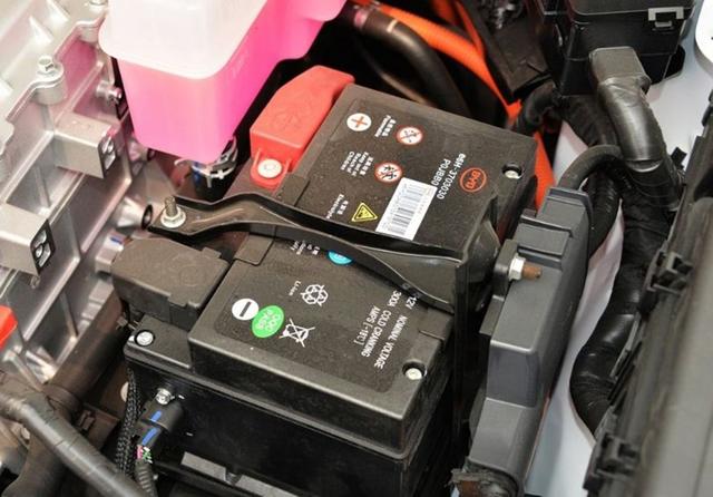 汽车一般行驶多久蓄电池能充满电,(6)