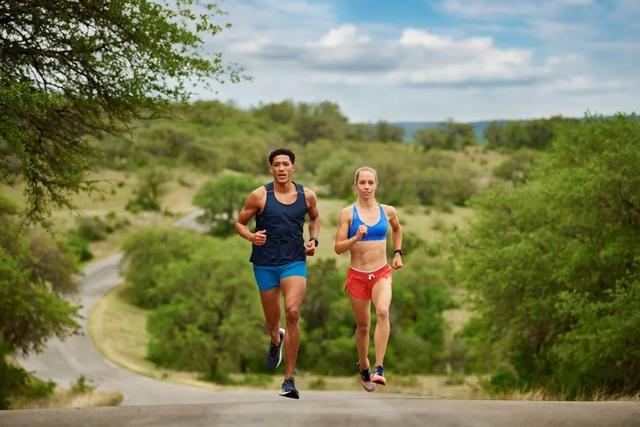 五公里跑步时呼吸的正确方法,怎样在跑步时正确的呼吸(1)