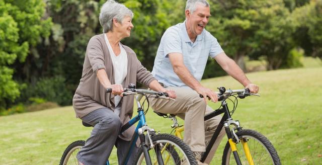 中老年骑自行车的好处和坏处,骑车锻炼身体的好处(3)