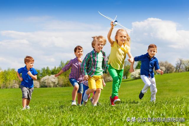 少儿跑步正确训练方法,儿童学习跑步的正确方法(1)