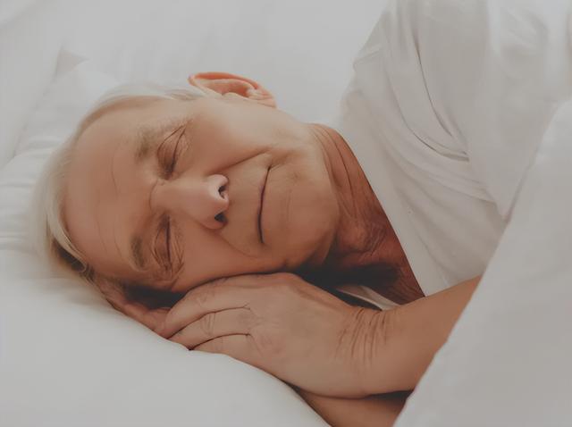 60岁男人每天睡几个小时就是好,60岁男人每天睡多少小时最好(3)
