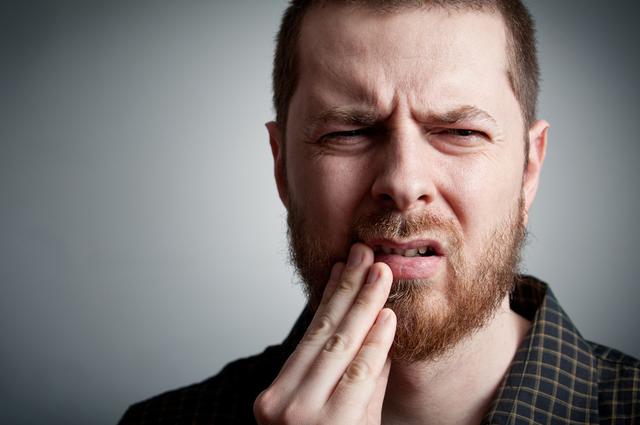 什么人对牙齿伤害最大,十大伤害牙齿的习惯(2)
