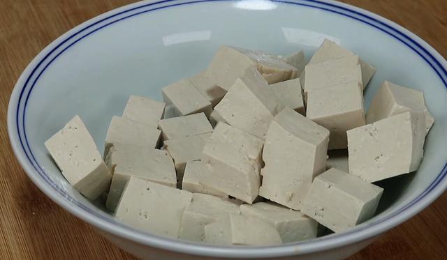 韭菜拌豆腐做法大全,韭菜炒豆腐最好吃的做法(2)