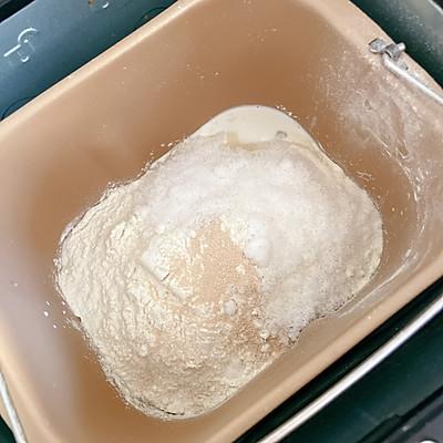 黄油面包的做法面包机,面包机不加黄油做面包教程(3)