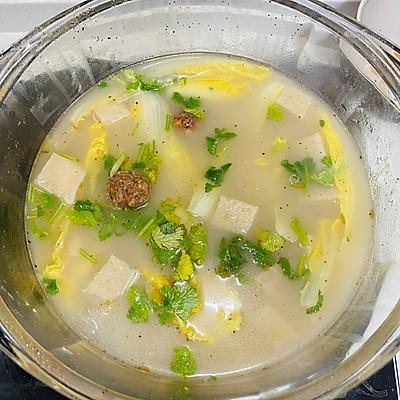 炸好的丸子怎么做汤,肉丸子粉条汤的家常做法(5)
