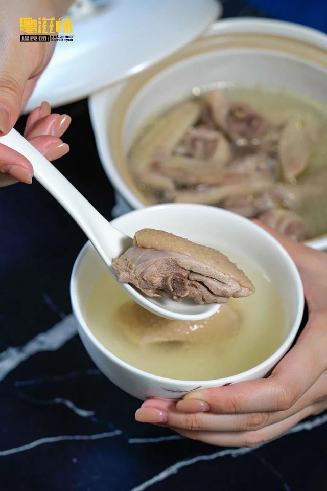 国宴清鸡汤的做法,老饭骨100道菜谱(2)